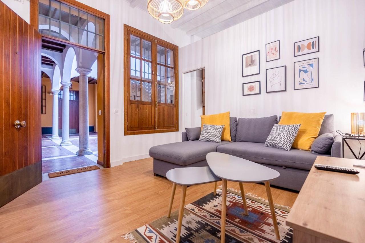 Palacios Malaver Suite Home Seville Ngoại thất bức ảnh