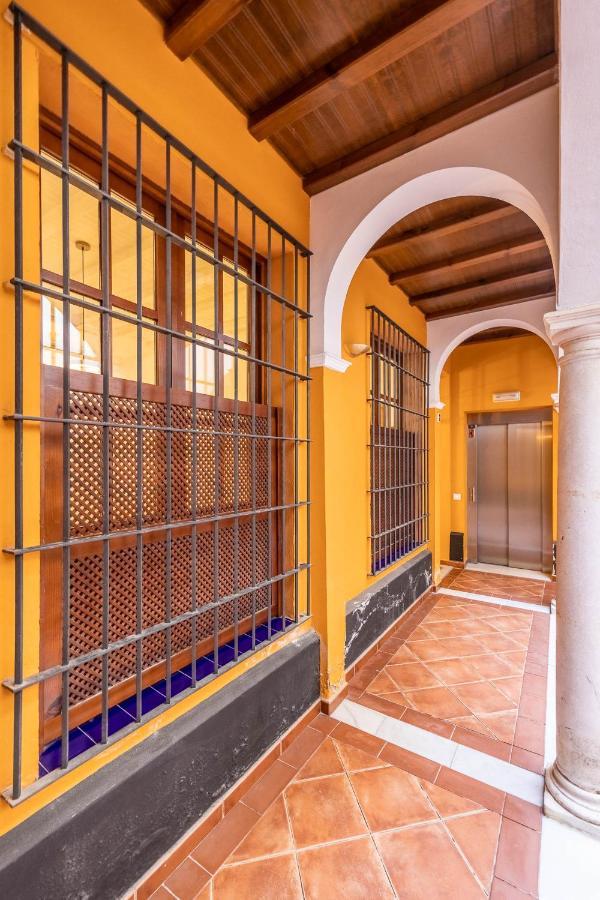 Palacios Malaver Suite Home Seville Ngoại thất bức ảnh
